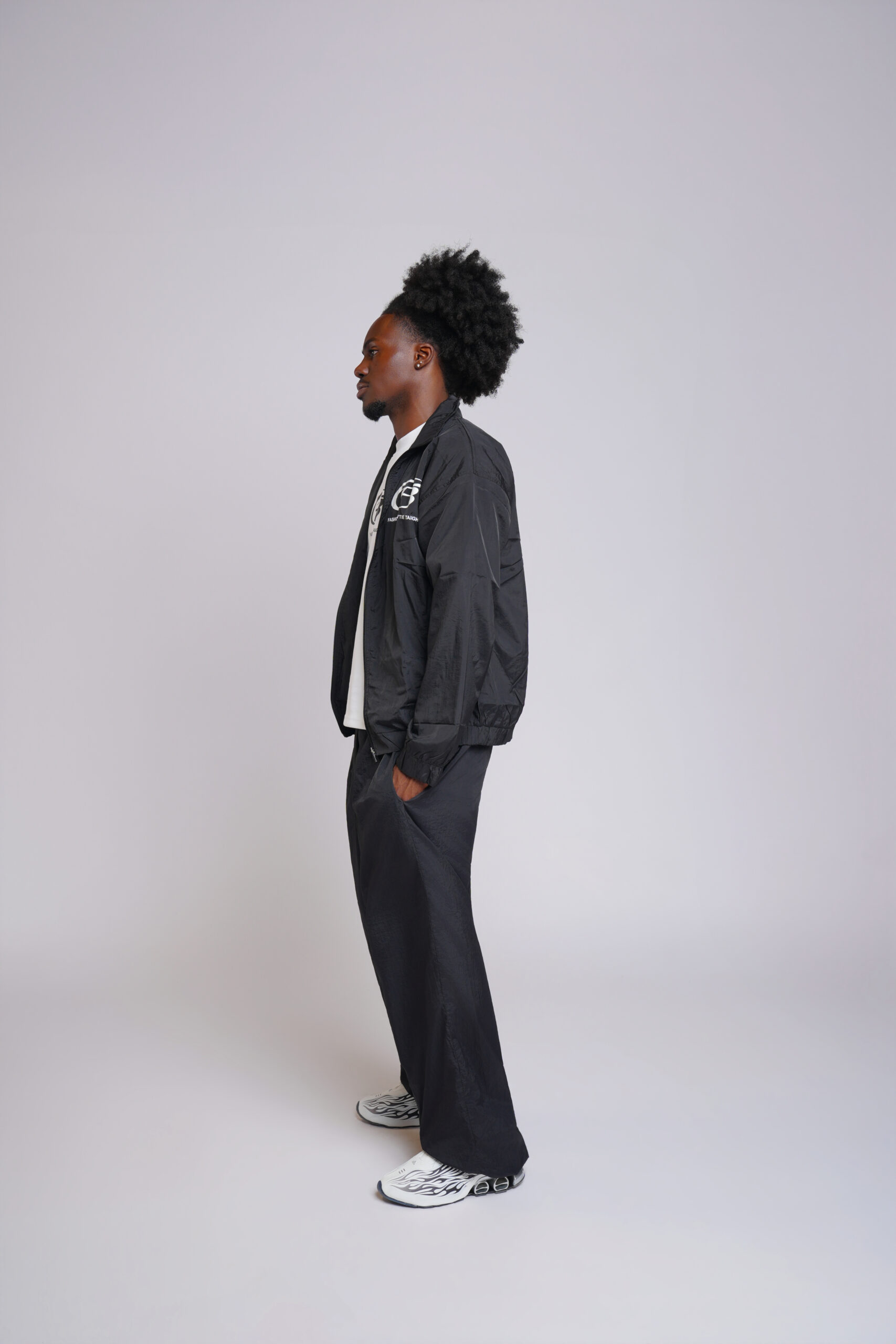 Essential Pants - Image 3